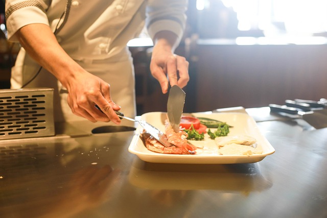 restaurant-1284351_640 (1)